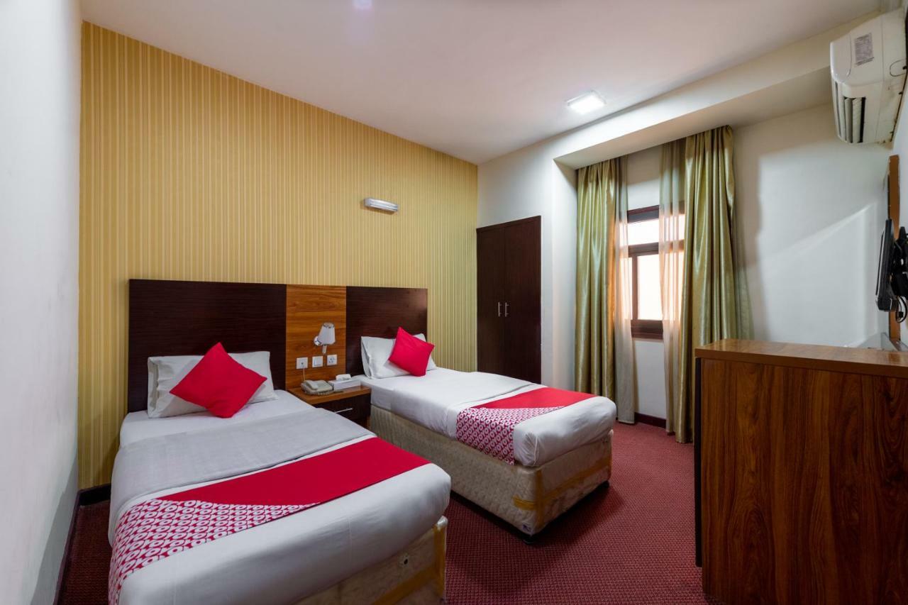Central Paris Hotel, Baniyas Square Dubai Exterior photo